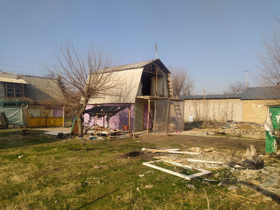 Дача учун ер сотилади ховли сфатида яшасахам булади