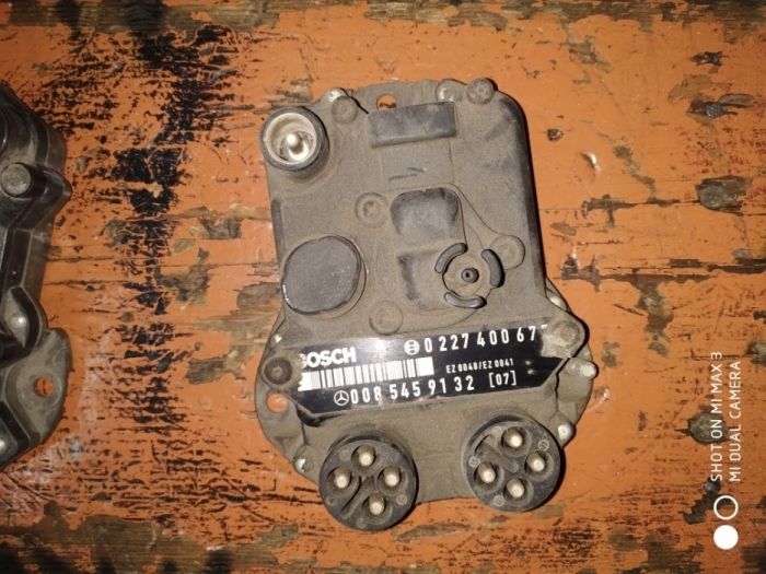 Камутатор w124,201