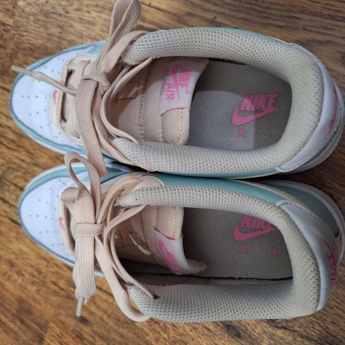 Дамски маратонки NIKE 37