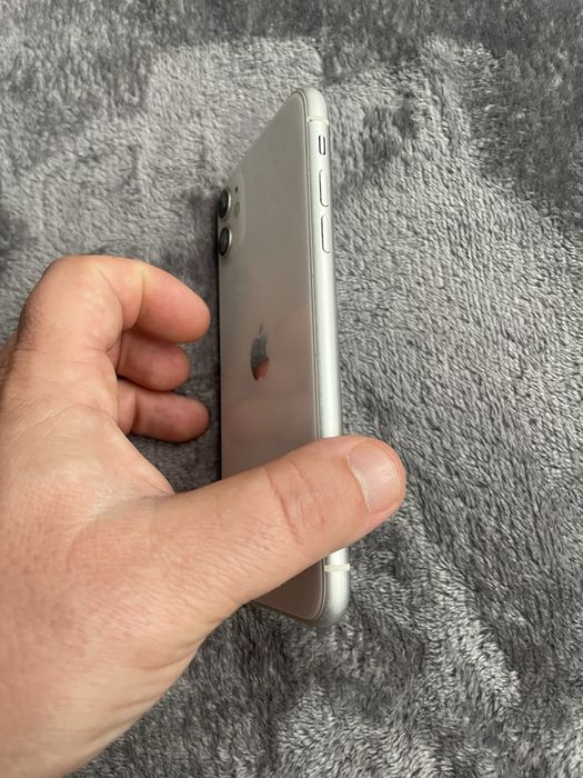 Vand iphone 11 128 gb