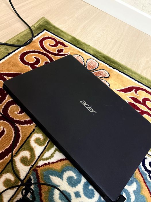 Продам ноутбук Acer Aspire 3