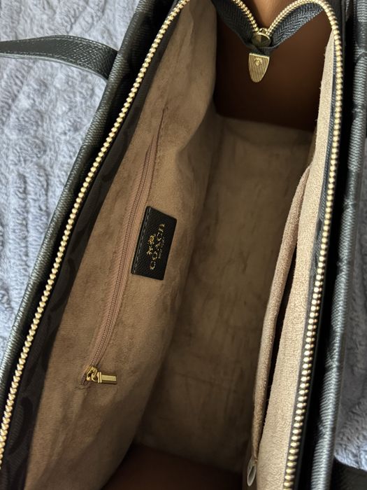 Продам сумку Coach