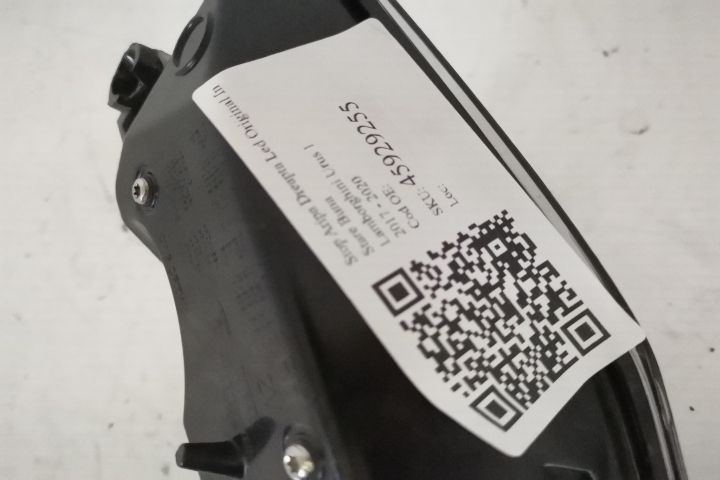 Стоп Десен Преден Ъгъл Led Оригинален В Добро Състояние Ламборджини Ур