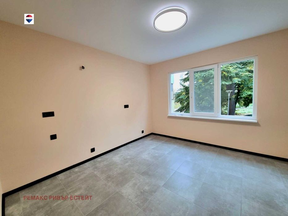 Продава се Двустаен апартамент в Русе, Дружба 3 - 66 кв.м за 1508 €/кв.м - Снимка #6