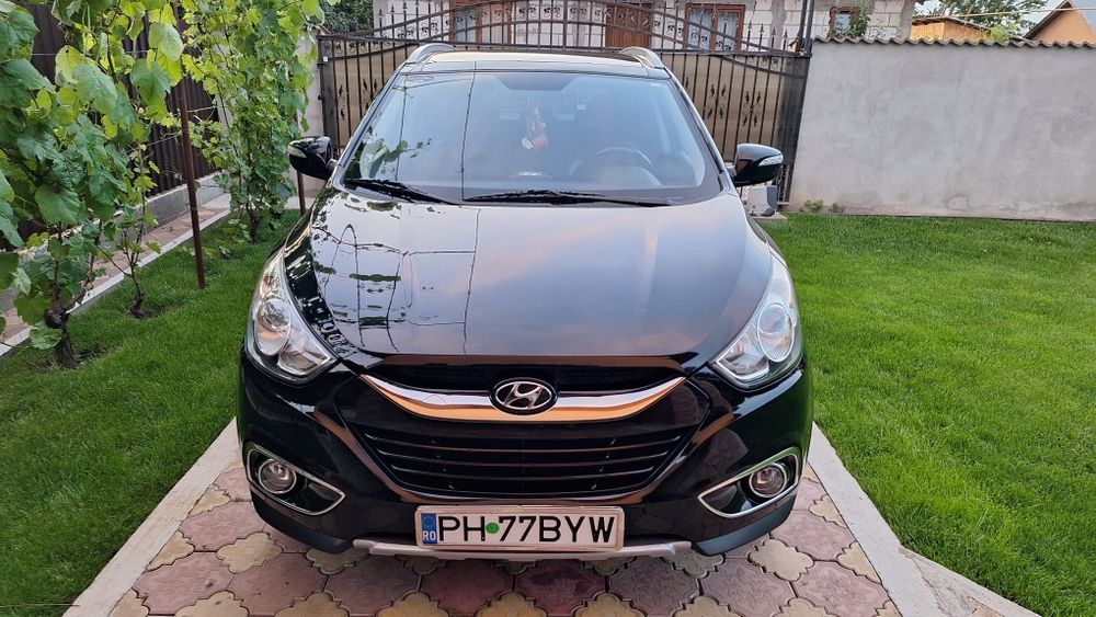 HYUNDAI ix35 2012 — imagine 2