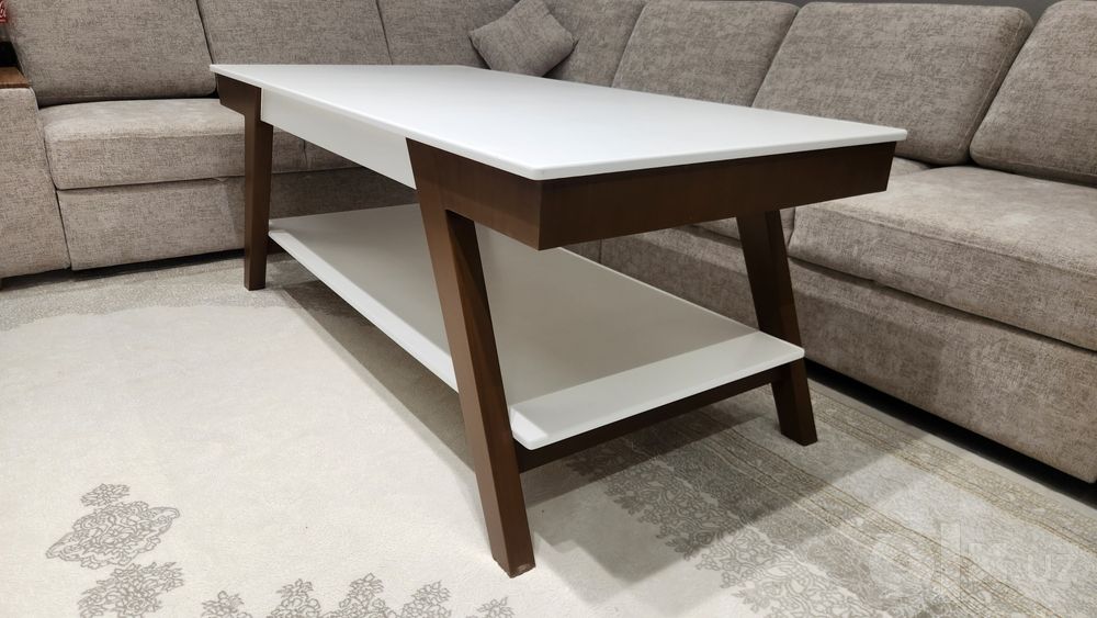 Jurnalniy stol Журнальный столик Coffe table. Офисной и Гостиной.