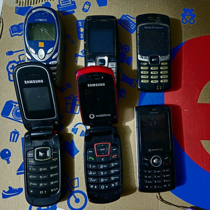 Telefoane piese colecție Nokia Sharp Siemens Sony Ericsson Samsung