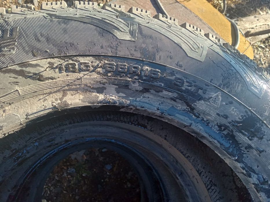 Продам зимние резины