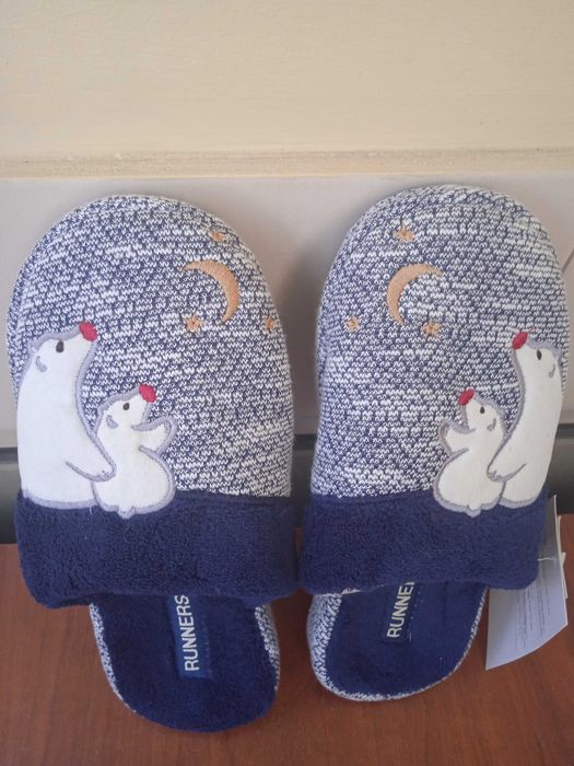 Нови пантофи Runners