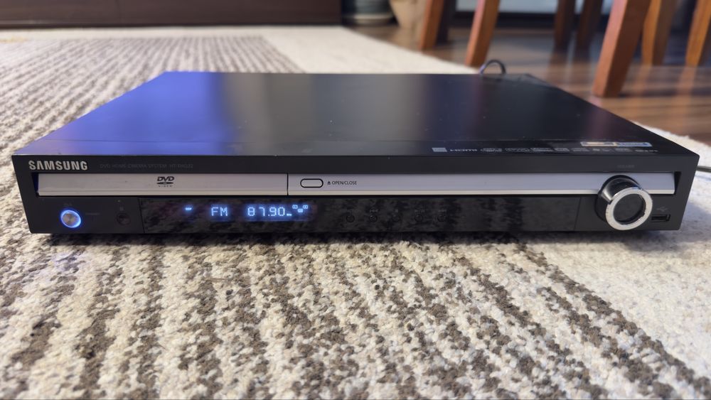 Sistem Home Cinema Samsung HT-THQ22