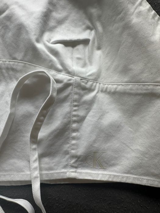 Къс топ Calvin Klein