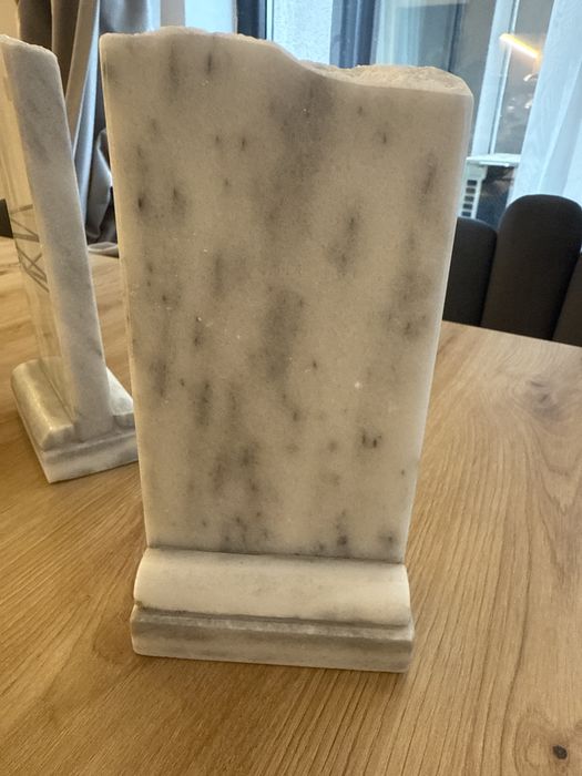 Табелки за маса от мрамор