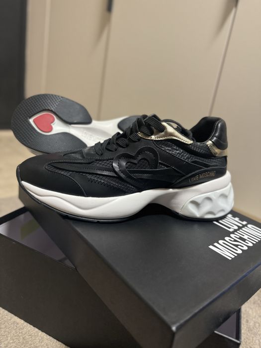 Нови Love Moschino маратонки