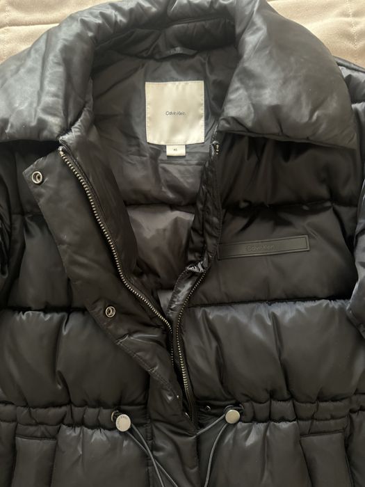 Продам куртку calvin klein