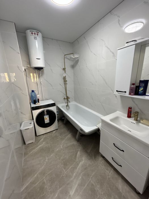 Продам трехкомнатную квартиру