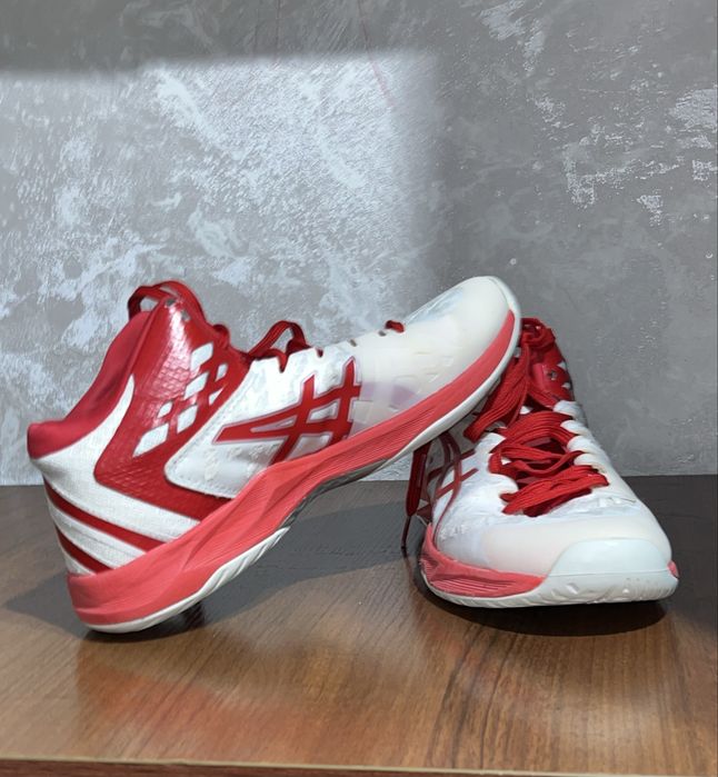 Волейбольные кроссовки ASICS V-SWIFT FF MT