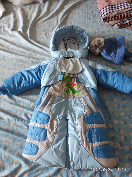 Продается комбинезон трансформер.осень зима