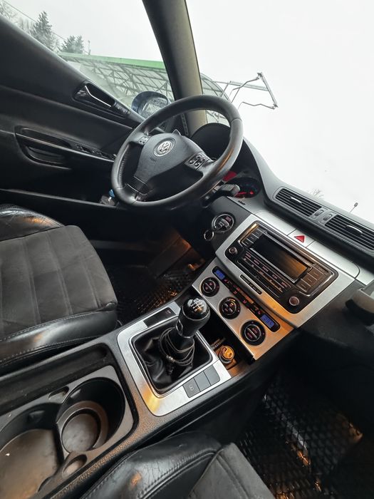 Volkswagen Passat B6 2.0 TDI 140CP 2006