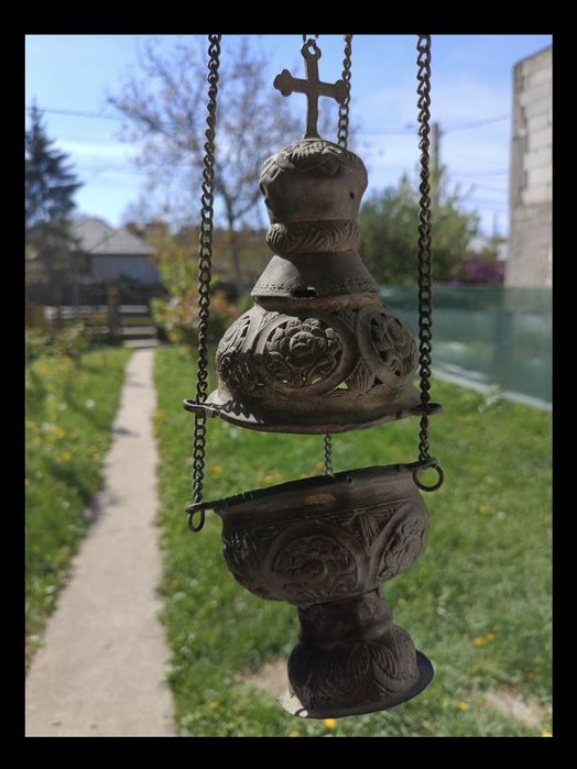 Vând cădelniță veche de peste 150 ani