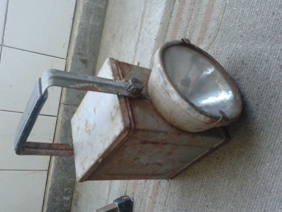 индекционни поялници-фенери-колони-радиостанция моторола.инструменти