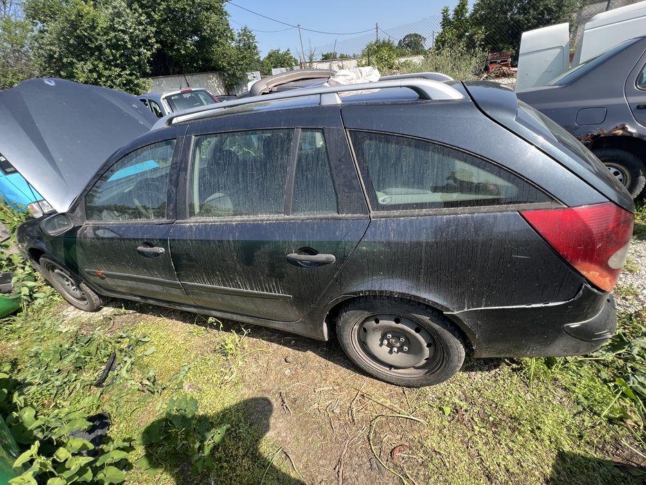 Renault Laguna 1.9 Dci НА ЧАСТИ