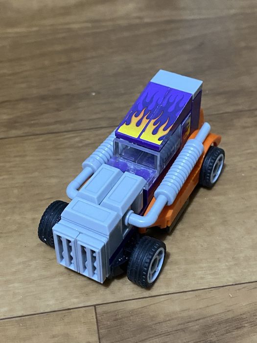 Продаю лего машинки пул бэк