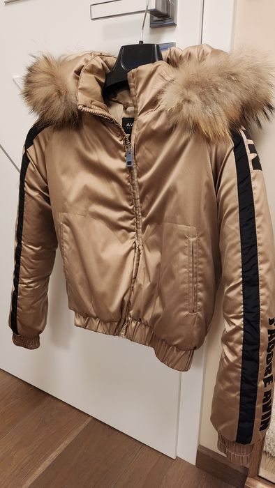 Грейка Guess и яке AVIN