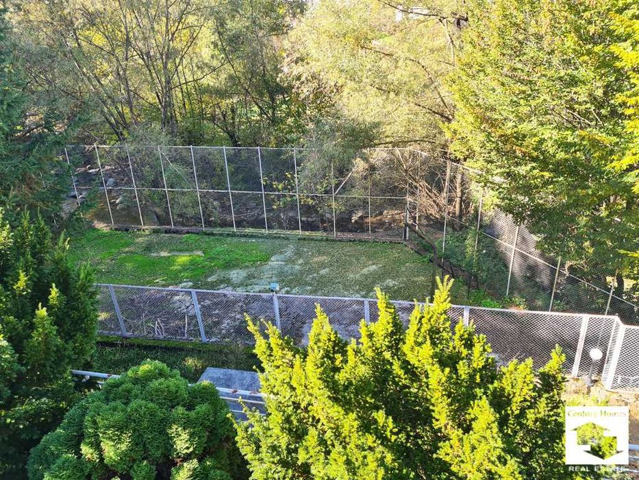 185036 Масивна къща, с двоен гараж и басейн, в Тетевенски Балкан