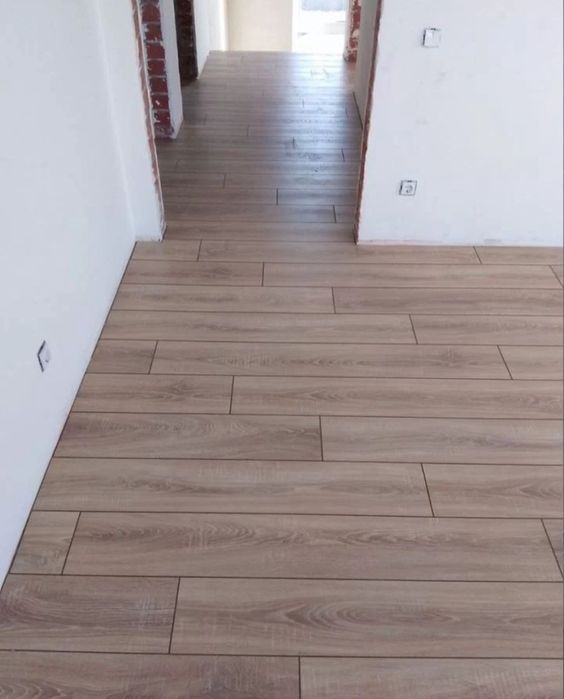 Укладка паркета и ламината