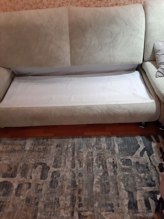 Продаю диванную группу