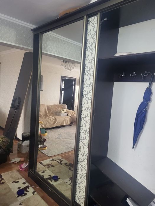 Продам шкаф купе