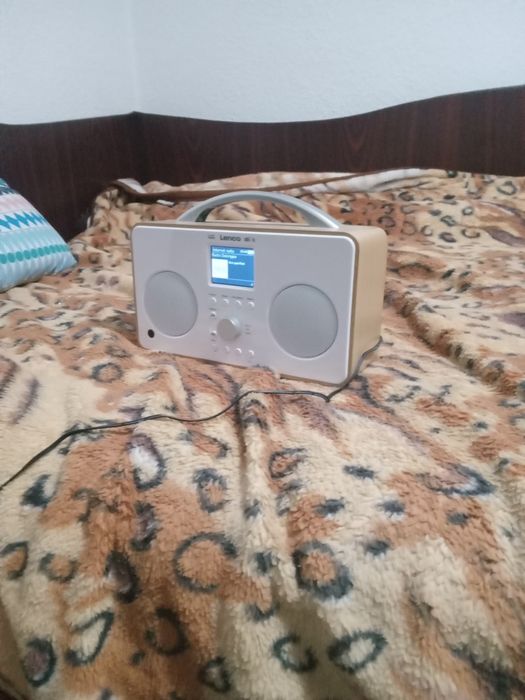 Radio cu internet
