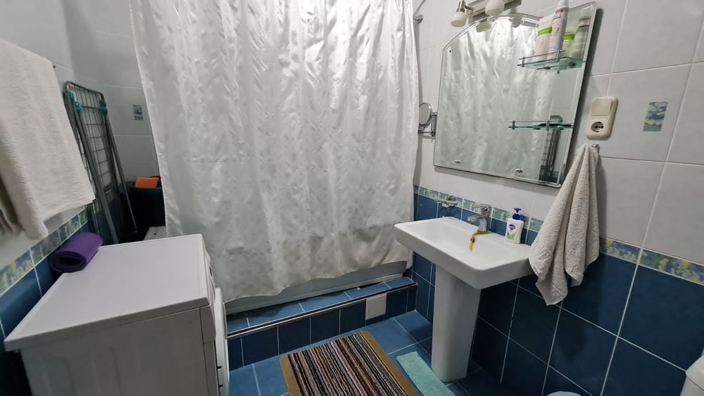 Продам 2 комн квартиру район Северный