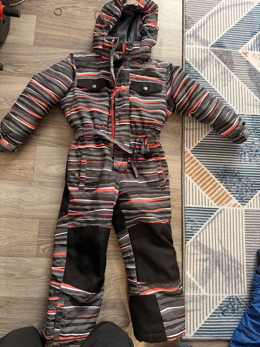 Продам зимний комбез в итс