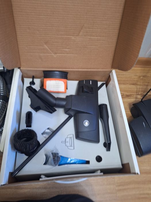 Продам пылесос Roboclean aura