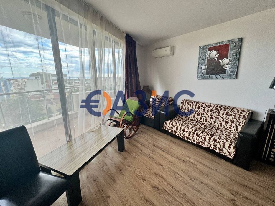 Продава се Тристаен апартамент в Свети Влас - 124 кв.м за 1076 €/кв.м - Снимка #1