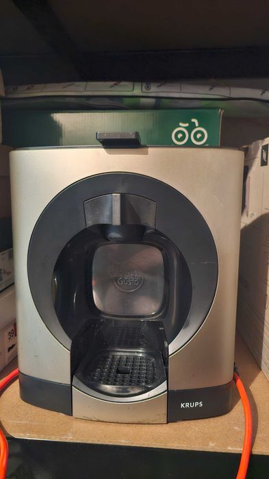 Кафемашина KRUPS Dolce Gusto Oblo Titan