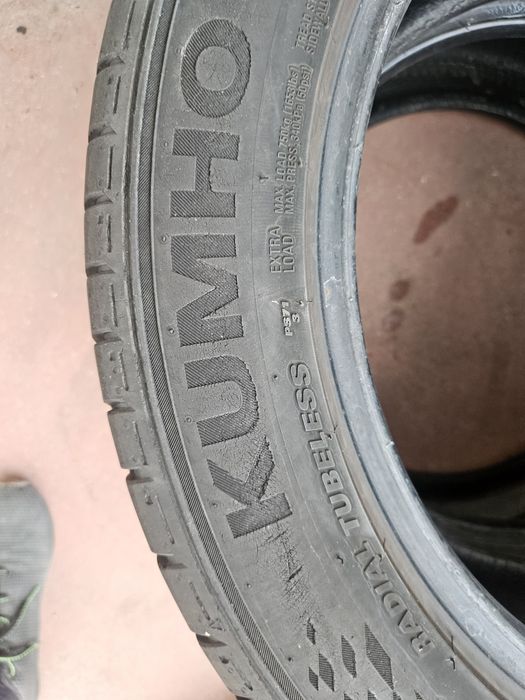Гуми 225/50/17 2броя