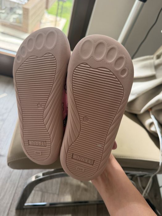 Боси пантофи Todor