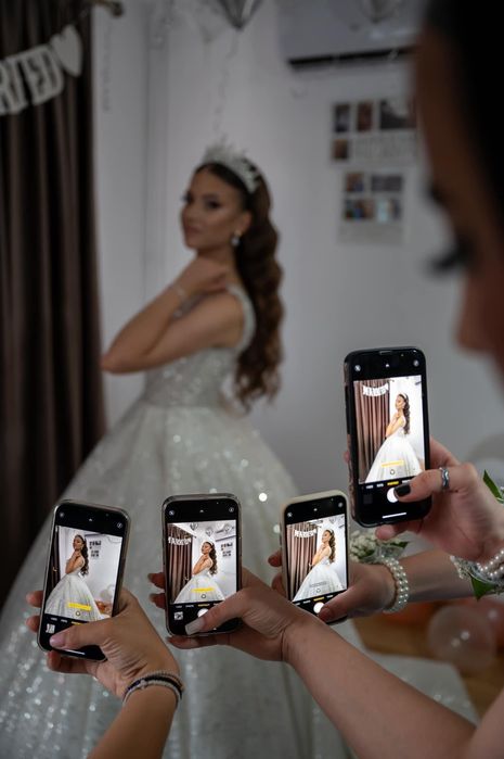 Oferte pachete nuntă! Fotograf, video, oglinda magica, dronă, fum, etc