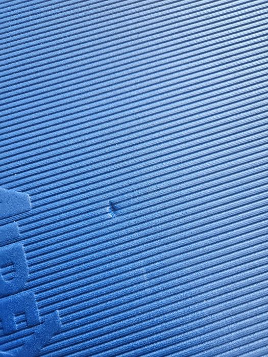 Saltea fitness AIREX 180 cm x 96 cm x 1 cm utilizat