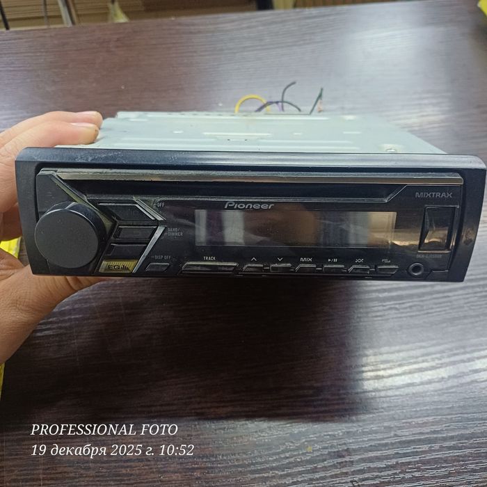 Pioneer Deh-s1050UB   SROCHNA SOTILADI