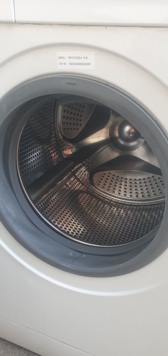 Продаётся стиральная машинка самсунг 7 кг