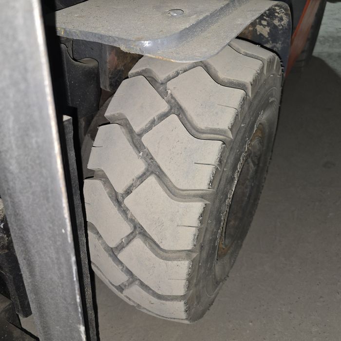 Продам вилочный погрузчик