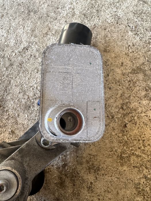 Suport / Termoflot / suport filtru ulei Golf 6 GTI 2.0TSI