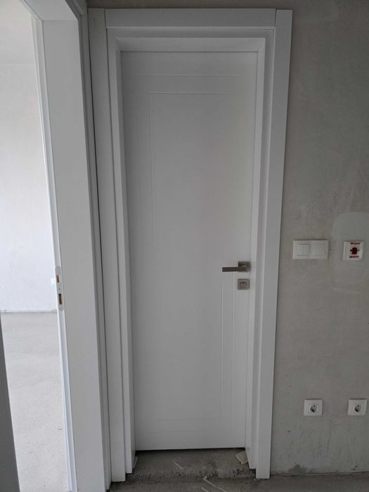 Интериорни врати