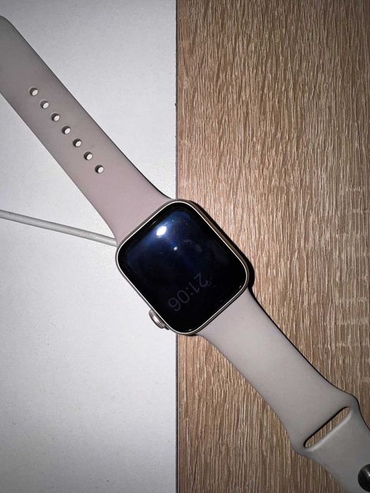 Apple Watch SE (41 mm) – stare excelentă