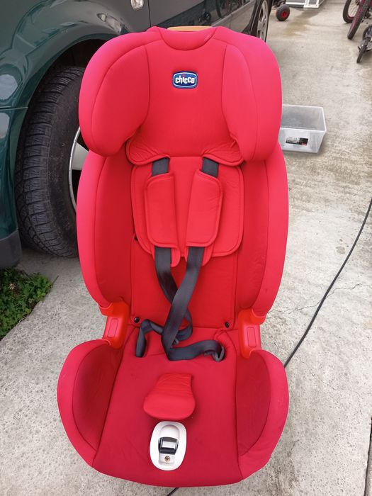 Scaun auto cu isofix Chicco Youniverse, grupa 1/2/3, 9-36 kg, Rosu