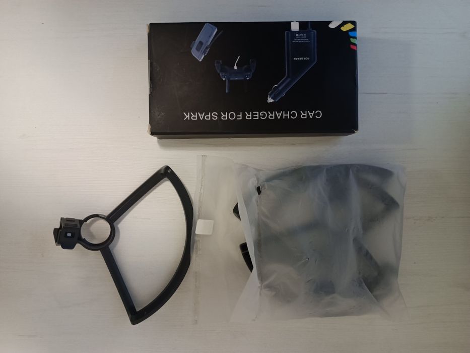 Drona Dji Spark Fly More Combo cu mai putin de 5 ore de zbor