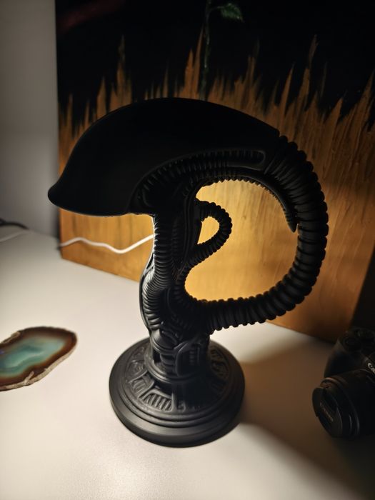 Lampa Alien Neagra